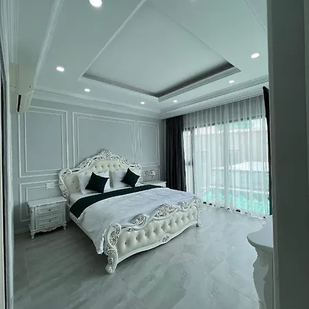 Hotel Khach San Che Yen Nha Trang